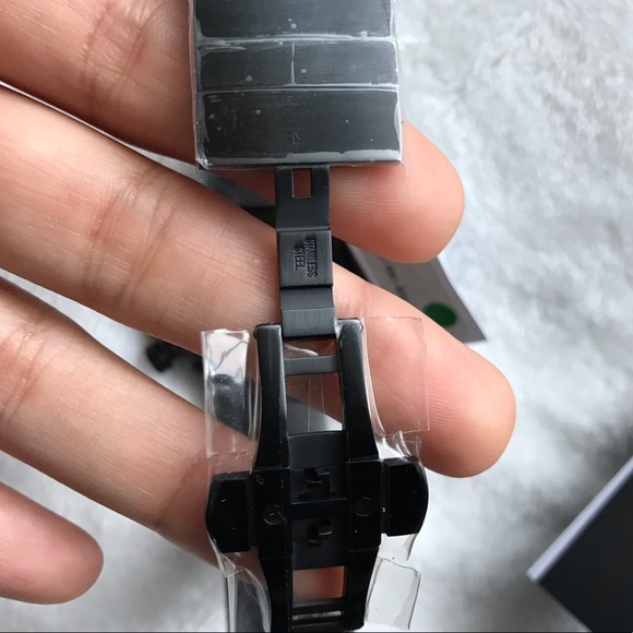 SOLD!AUTHENTIC Movado Edge Chronograph Men’s Watch - Picture 8 of 8